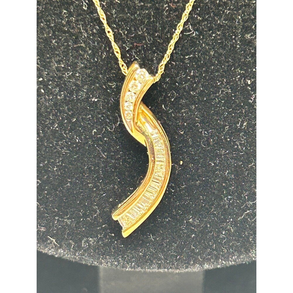 Vintage JB Diamonds 10K Gold Necklace Journey Pendant w/ 18" Chain Signed JB DM